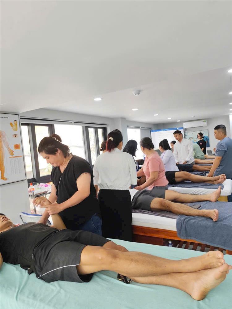 VIỆN HÀN LÂM Y HỌC